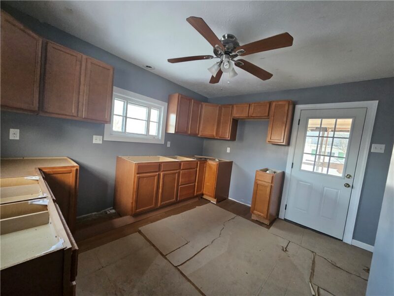 417 Bairdford Rd — photo 6