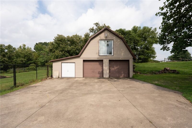 426 Dick Station Rd — photo 5