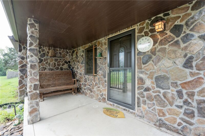 426 Dick Station Rd — photo 6