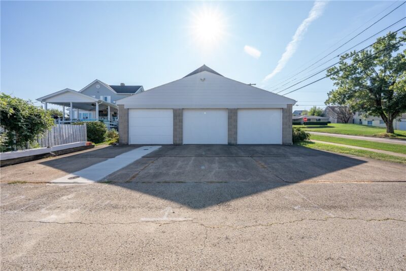 511 Lewis Ave — photo 4