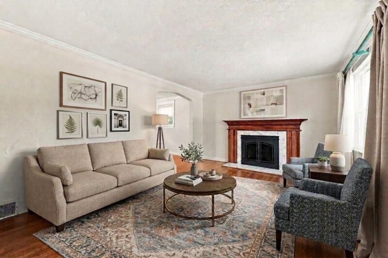 699 CRYSTAL DRIVE — photo 4