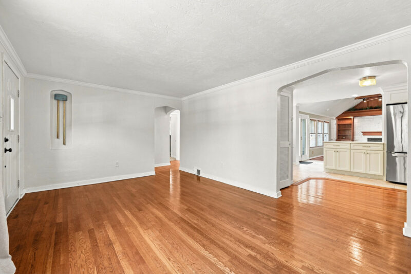 699 CRYSTAL DRIVE — photo 6