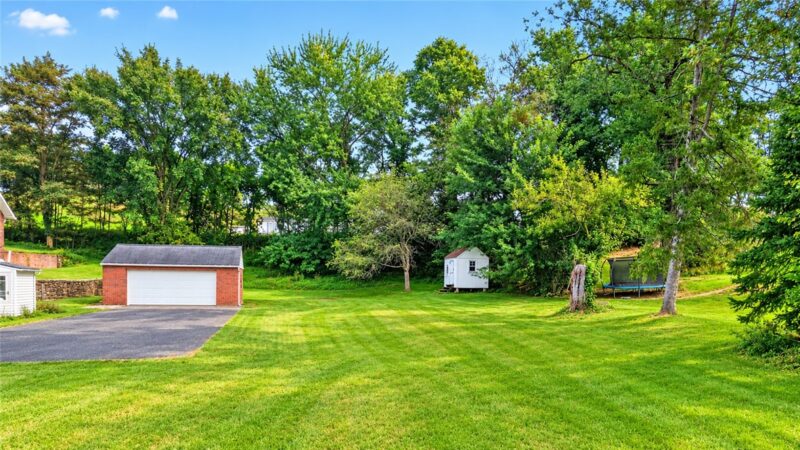1293 Rostraver Road — photo 7