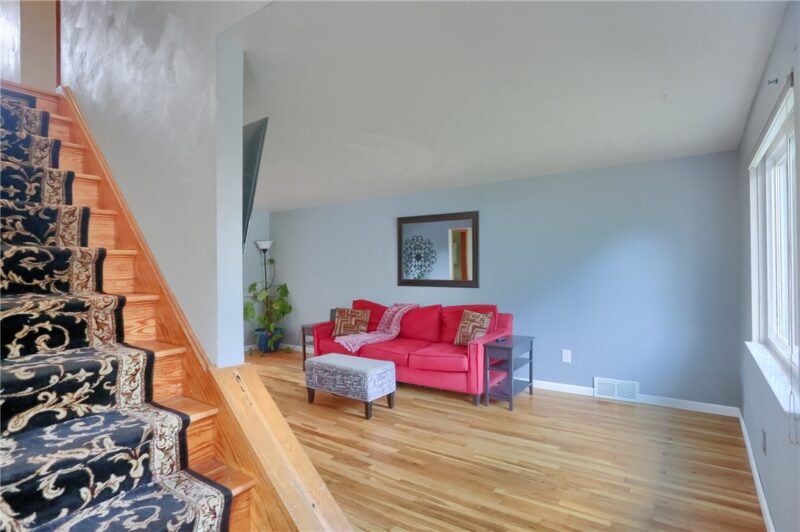 1132 Oblock Rd — photo 2