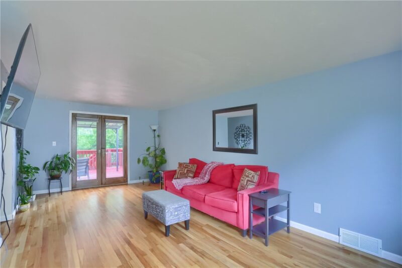 1132 Oblock Rd — photo 3
