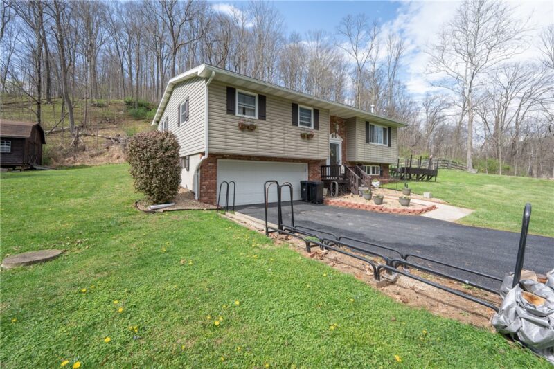 429 Four Mile Run Rd — photo 4