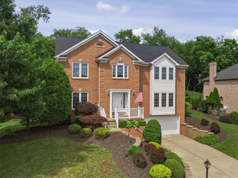 130 Field Club Dr — photo 2