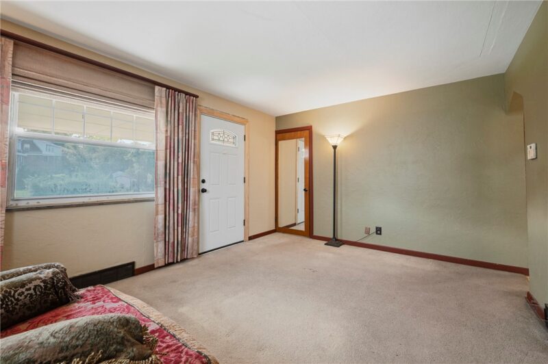 836 Georgia Ave — photo 4