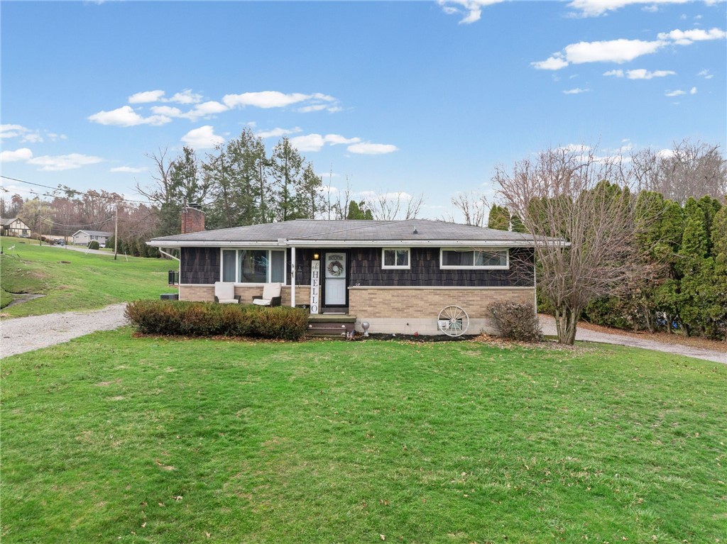 182 Chapel Dr — photo 1