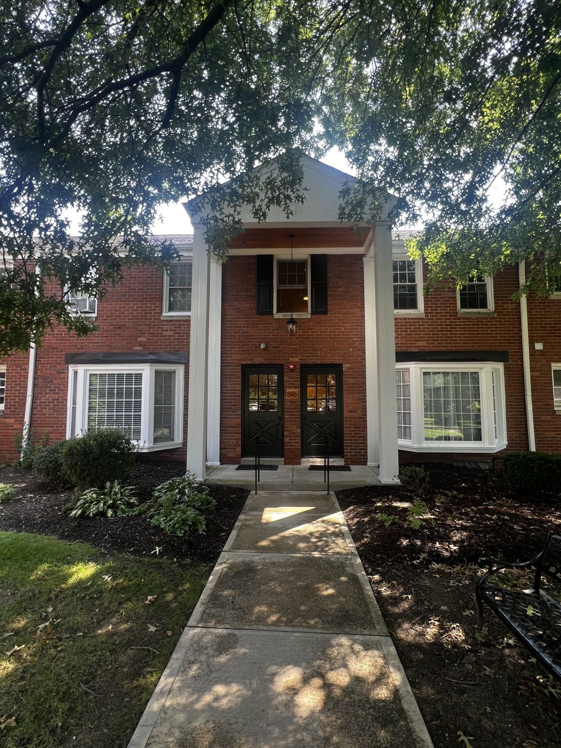 846 Thorn STREET 75 — photo 1