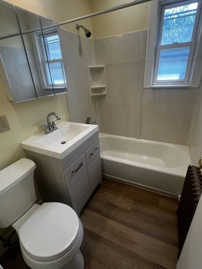 846 Thorn STREET 75 — photo 8