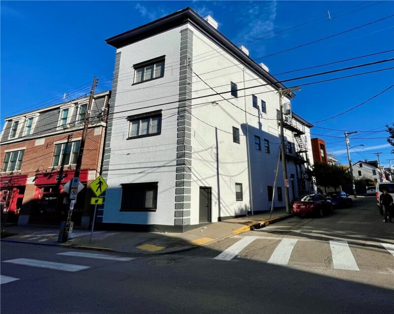 3800 Butler St — photo 2