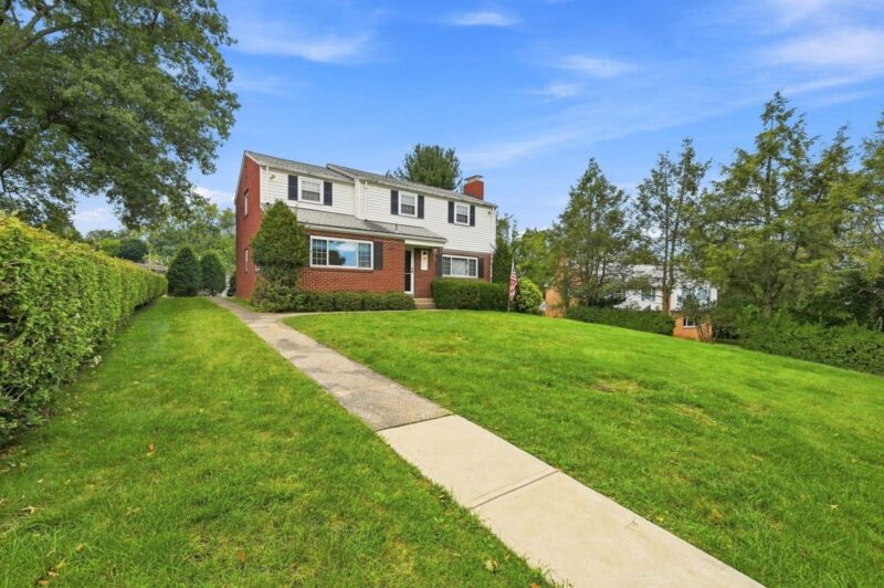 195 W Shaw PLACE — photo 3