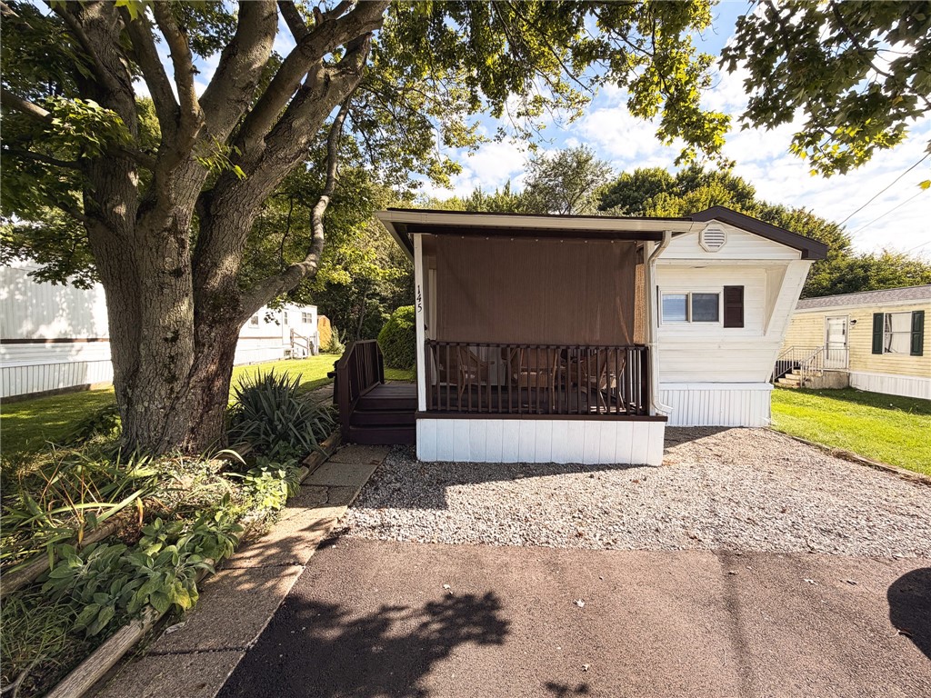 145 Ash St — photo 1