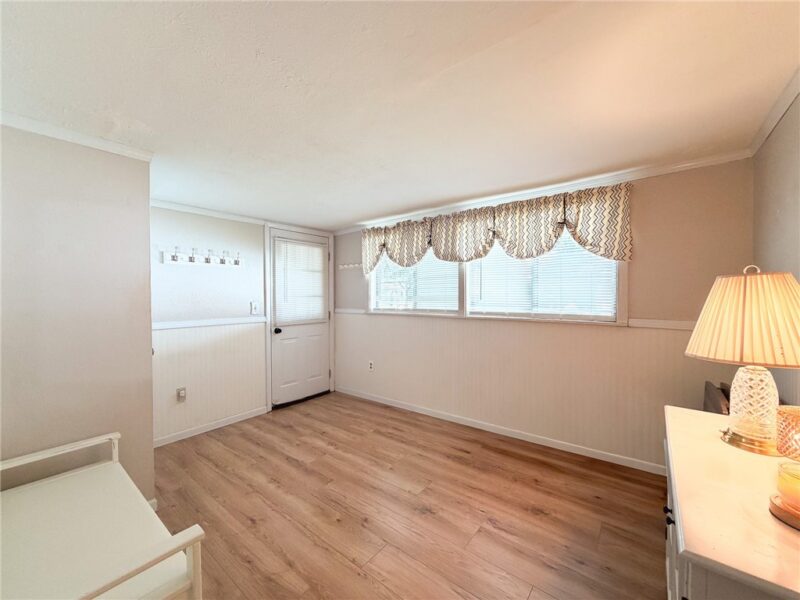 145 Ash St — photo 7