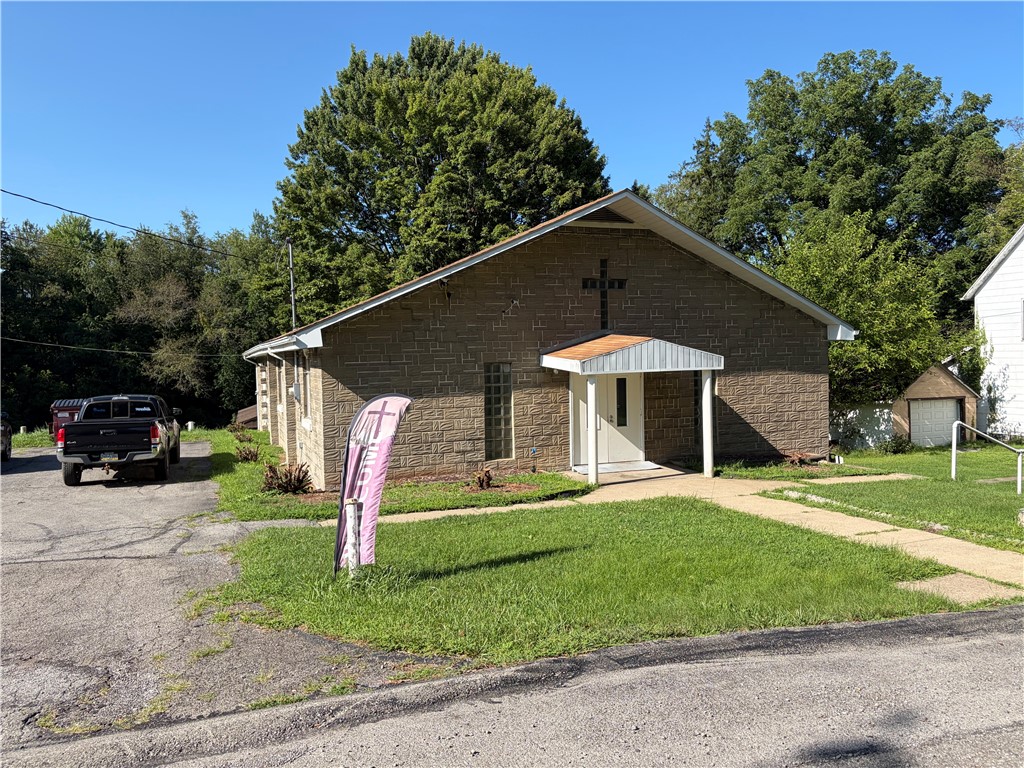 1224 Rebecca St — photo 1