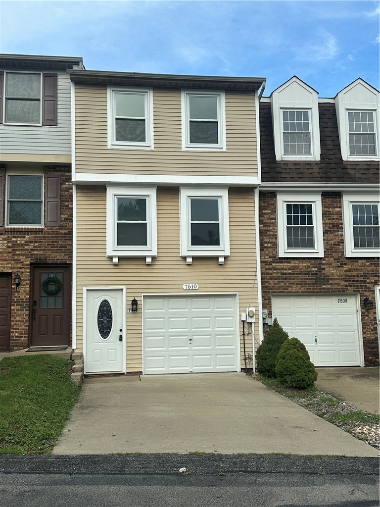 7510 Lafayette Square — photo 1