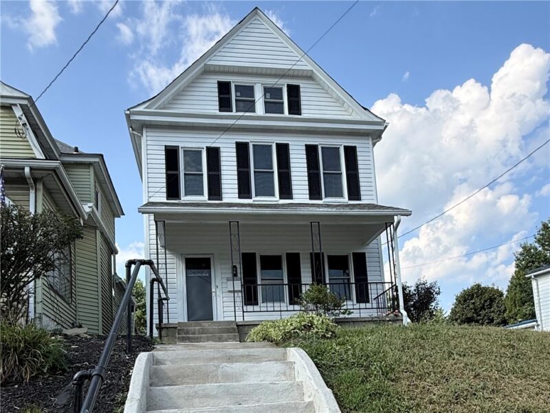 128 W Main St — photo 2