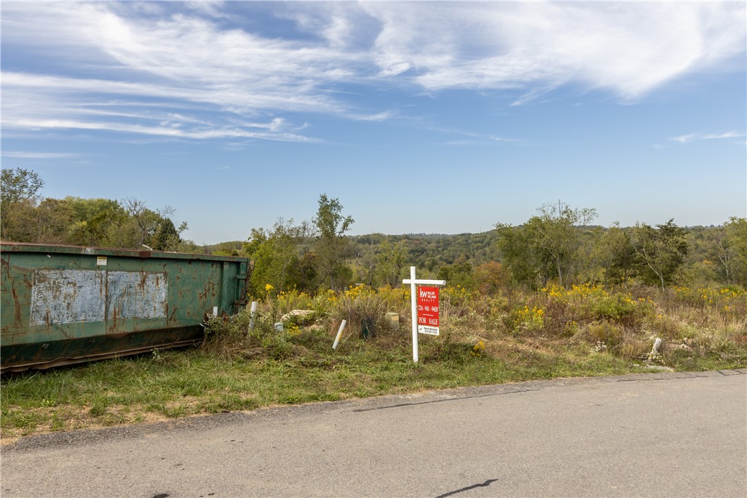 77 Ridgewood Drive — photo 1