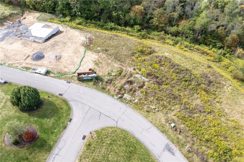 77 Ridgewood Drive — photo 6