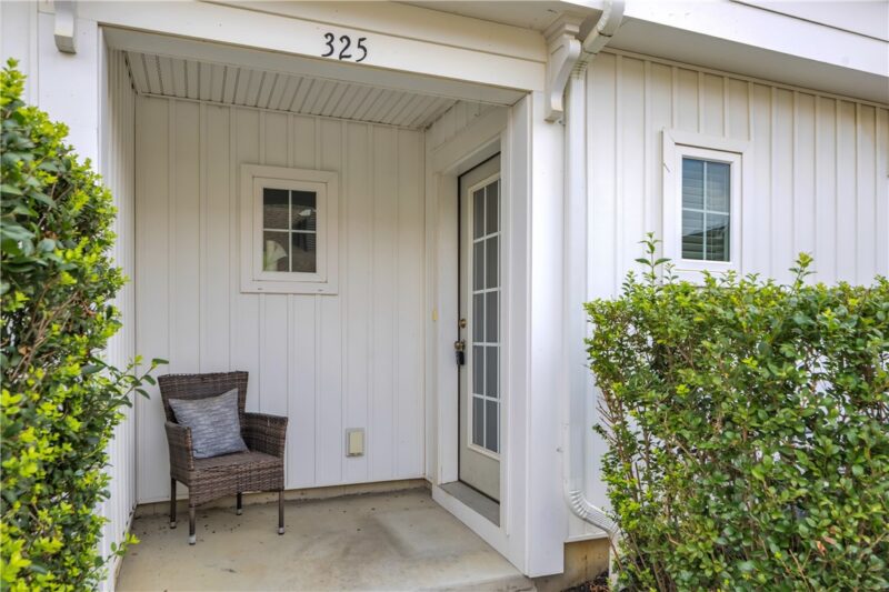 325 Parade St — photo 6