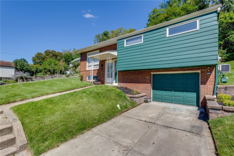 21 Newton Rd — photo 2