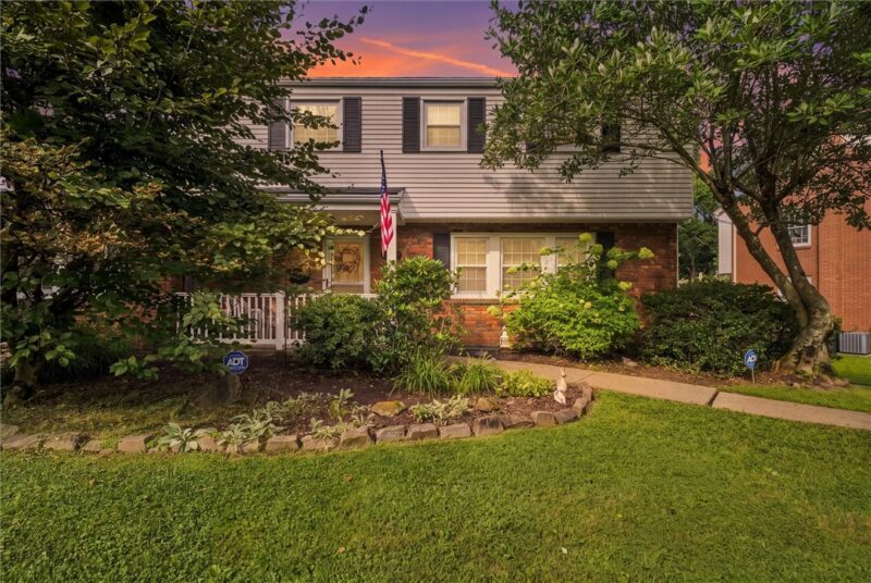 142 Kelvington Dr — photo 2
