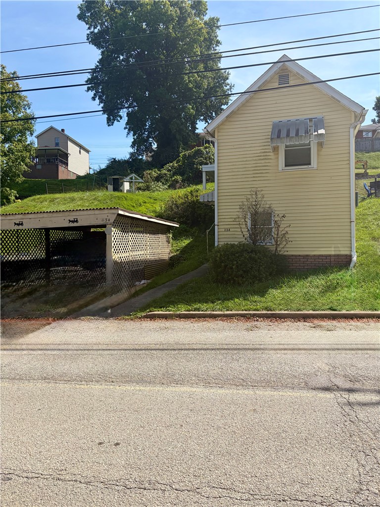 1134 Rostraver St. — photo 1