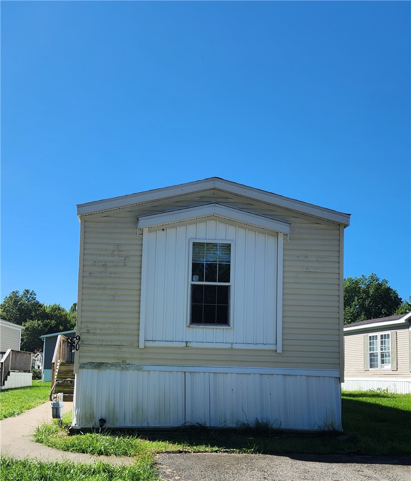 7224 W Market St — photo 1