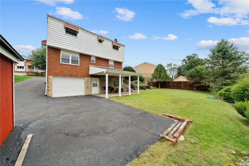 1048 Kentucky Blue Dr — photo 7
