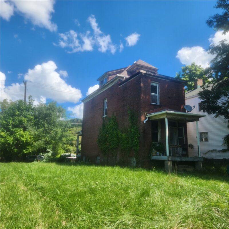 7938 Tioga — photo 2
