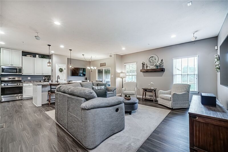 233 Noble Woods Drive — photo 3