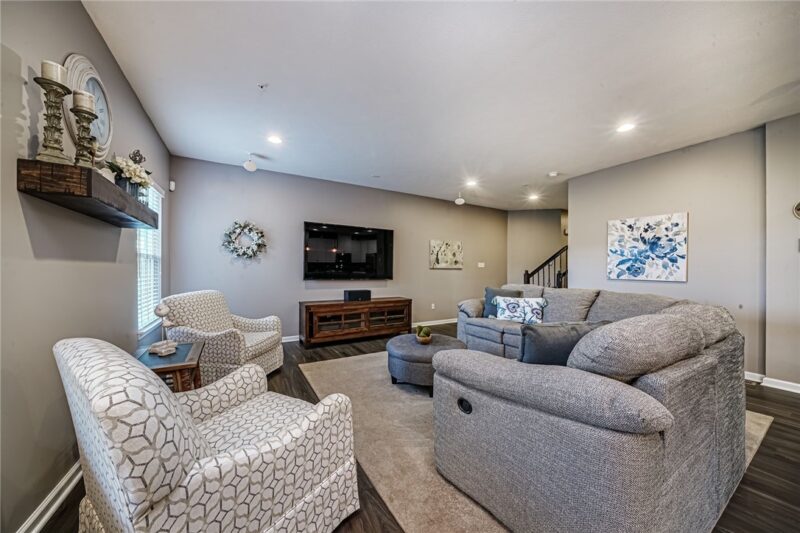 233 Noble Woods Drive — photo 4