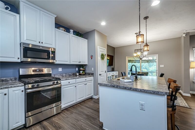 233 Noble Woods Drive — photo 8