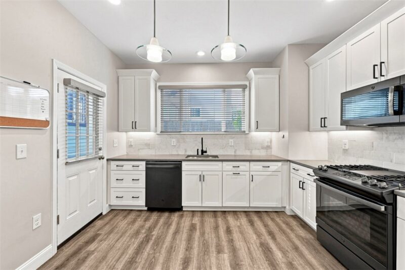 3928 Mintwood St — photo 3