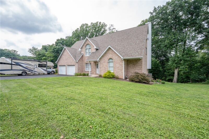 121 Johnson Rd — photo 3