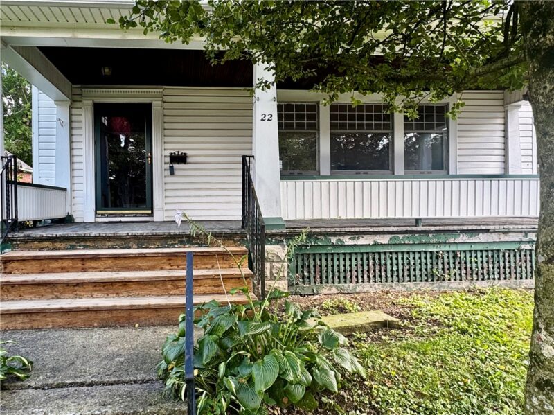 22 Rosedale Ave — photo 3