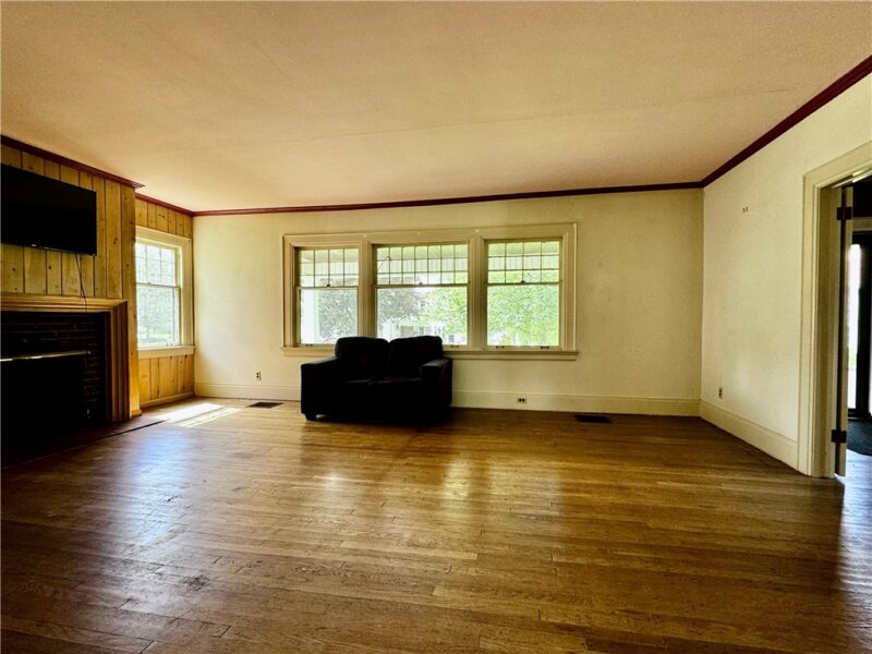 22 Rosedale Ave — photo 6
