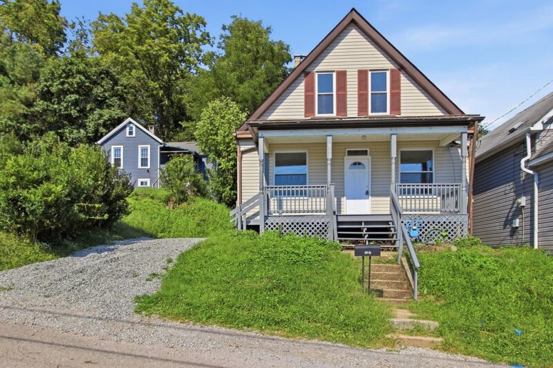 807 Maple Dr — photo 4