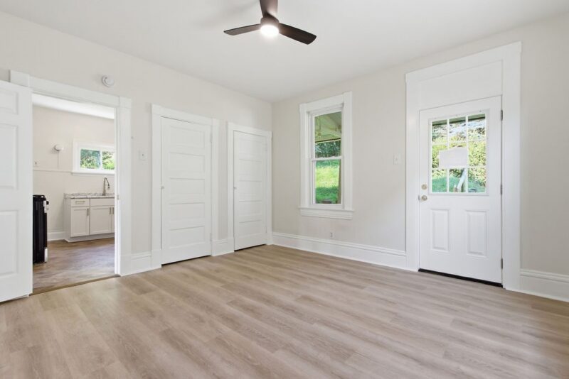 807 Maple Dr — photo 8