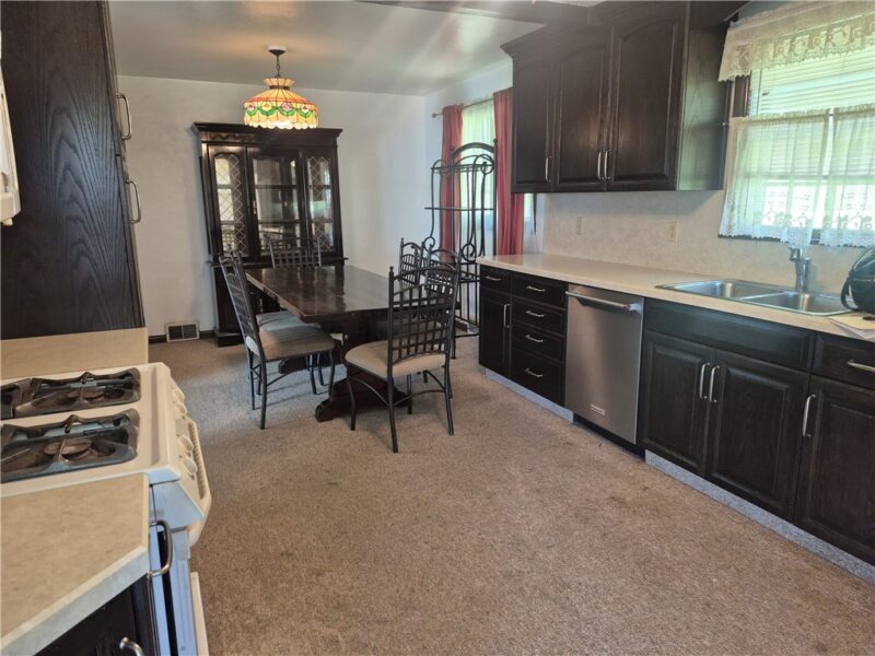 10877 Old Trail Rd — photo 7