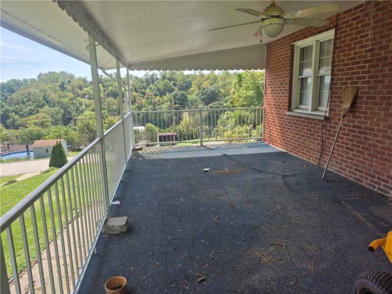 10877 Old Trail Rd — photo 8