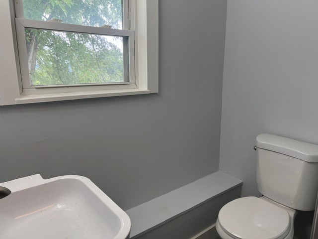 383-385 First — photo 6