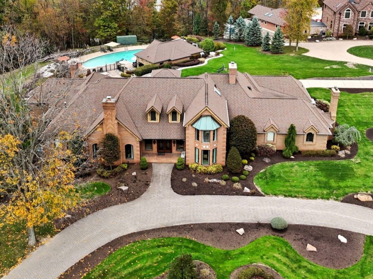 114 Bella Vista Court — photo 1