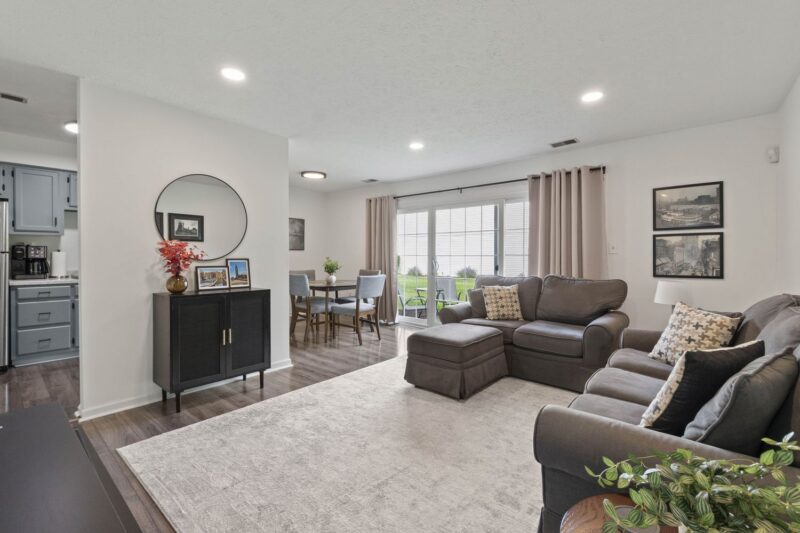 70 New London Lane — photo 4