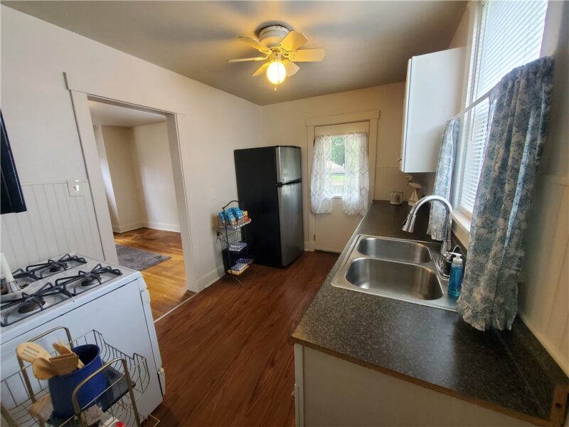 25 Homekort Ave — photo 8