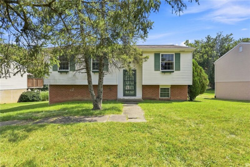 143 Eleanor Drive — photo 2