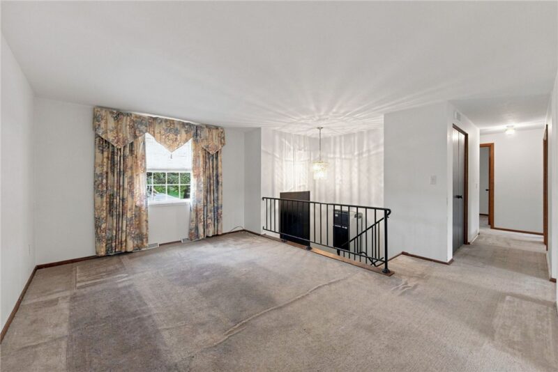143 Eleanor Drive — photo 6