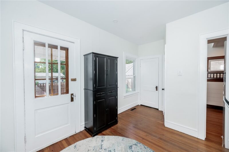 520 Locust Street — photo 6