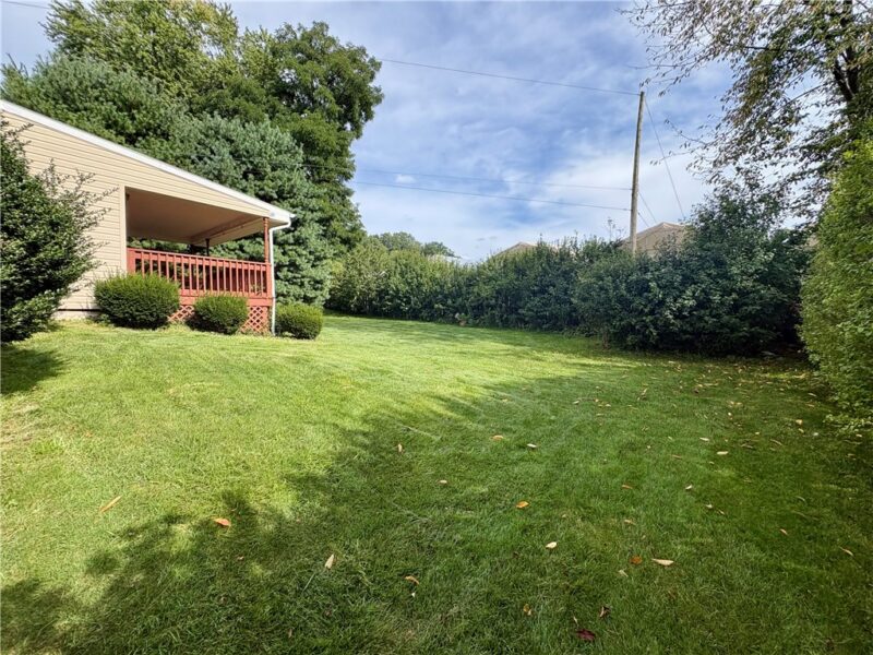 5 Fairlawn Blvd — photo 2